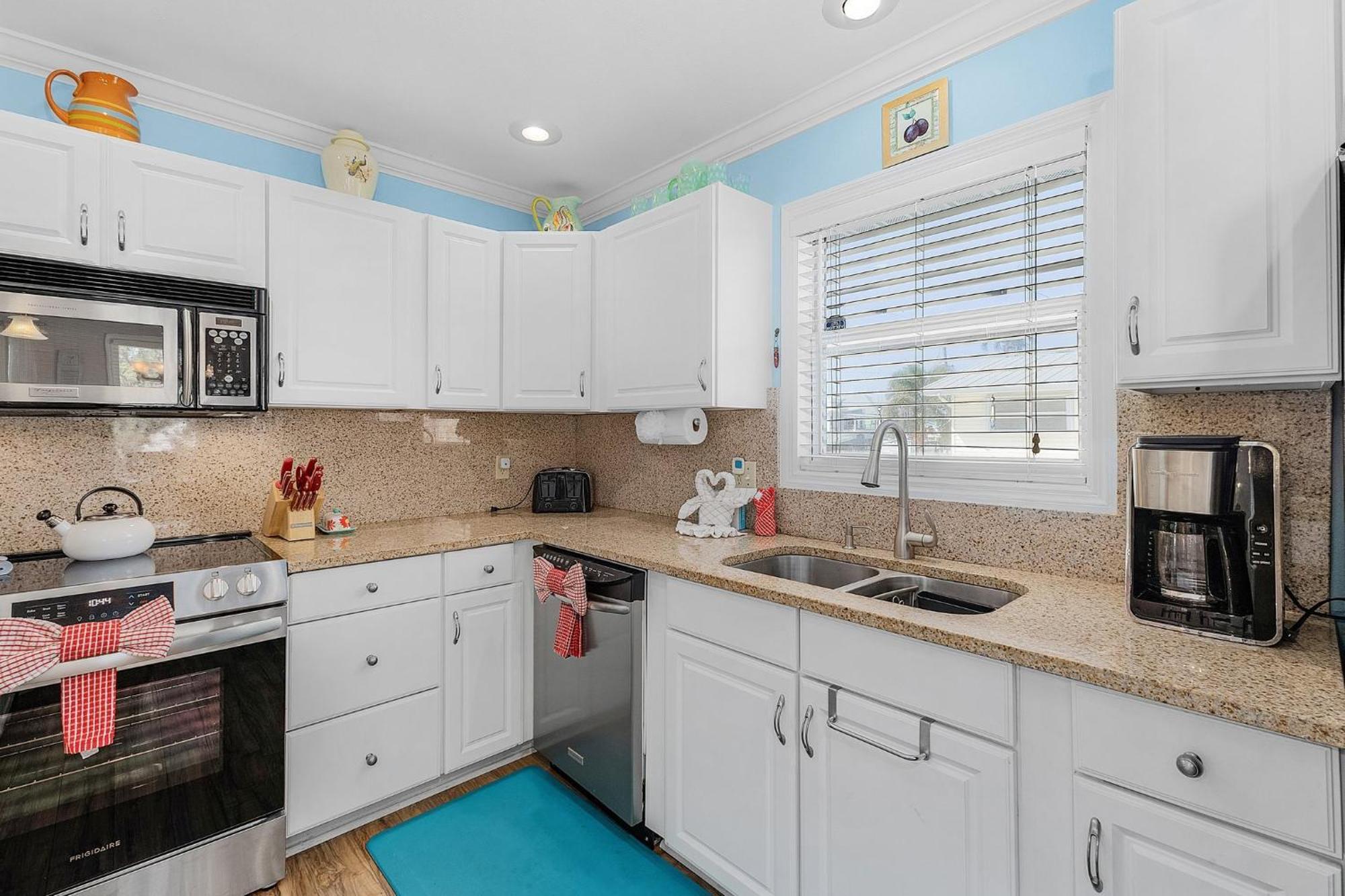 140 Barefoot Bungalow: 4Br/2Ba W/ Heated Pool! 포르 마이어스 비치 외부 사진